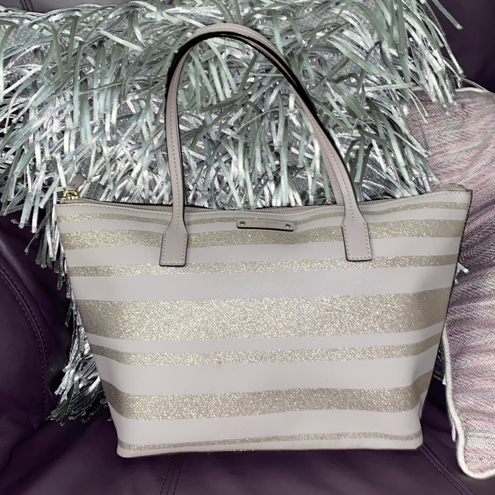 Kate spade purse